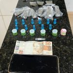 PM PRENDE HOMEM EM FLAGRANTE POR TRÁFICO DE DROGAS EM SÃO CARLOS